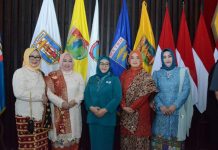 Siti Mahmudah Saleh Dilantik Sebagai Ketua TP PKK dan Ketua Tim Pembina Posyandu Tanggamus
