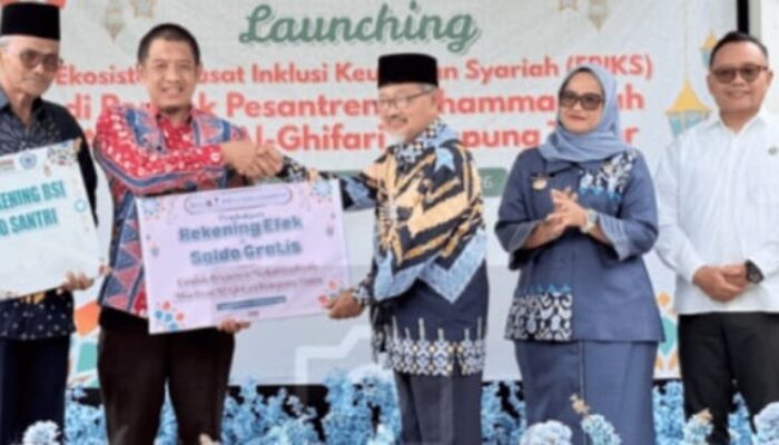 OJK Lampung Perkuat Literasi dan Inklusif Melalui Epiks Di Lamtim dan Metro