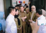 Jihan Nurlela Dampingi Wamenkes Benjamin Paulus Octavianus dan Wamendagri Akhmad Wiyagus Tinjau Fasilitas Pelayanan Kesehatan